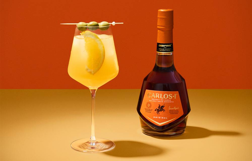 CARLOS I- Es tiempo de cocteles